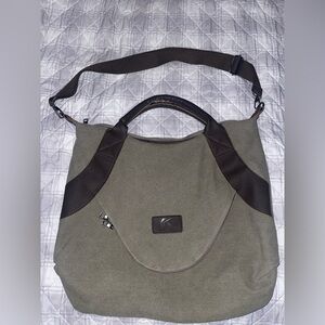 CLASSIC FASHION Large Canvas Crossbody Shoulder Bag Never Used